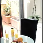 Alex Inn Guest House